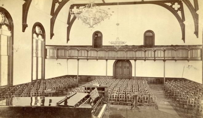 Chapel_CollegeHall_byThomasLewis_cropped