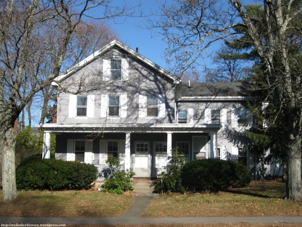 The former location of the Convalescent Home at 12 Wellesley Avenue (Photo taken by Joshua Dorin in November 2013)